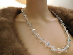 23 IN GLASS BEAD NECKLACE D